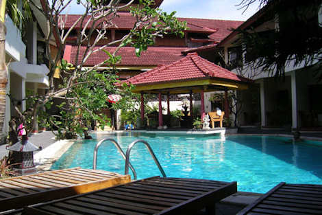 ザ フローラ クタ バリ The Flora Kuta Bali Hotel