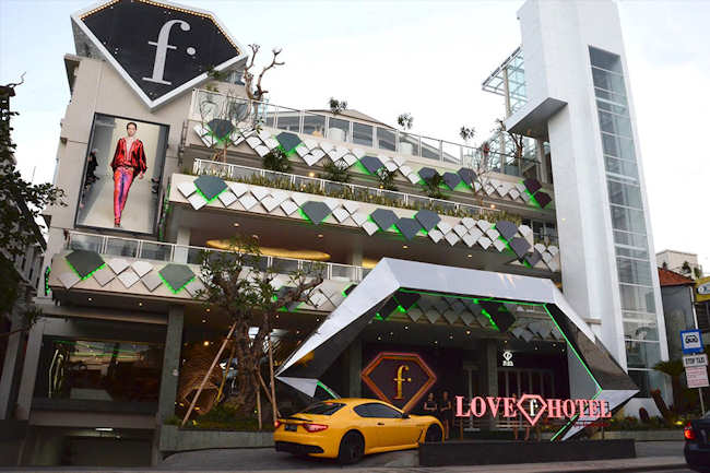 ラブ F ホテル バイ ファッションTV Love F Hotel by fashiontv