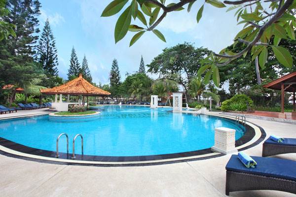 バリ・トロピック Bali Tropic Resort & Spa