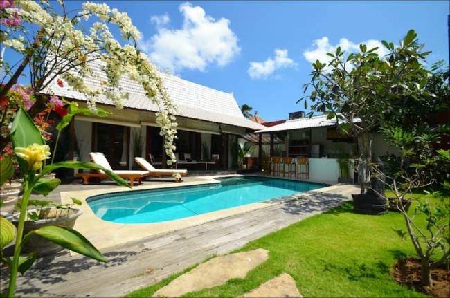 ヴィラ クロシェット バリ Villa Clochette Bali