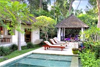 ヴィラ パントゥラン バリ Villa Pantulan Bali