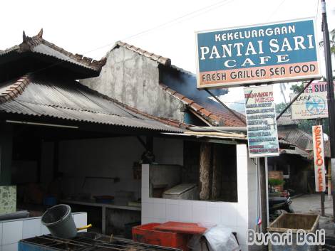 パンタイ･サリ･カフェ Pantai Sari Cafe ジンバラン イカンバカール - バリ島お店情報 - ぶらりバリ島