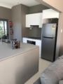 2 bedroom SYDNEY Casula, Vues Relaxantes u2 ホテルの詳細