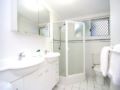 Agincourt Beachfront Apartments ホテルの詳細