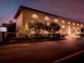 Best Western The Travel Inn Hotel ホテルの詳細