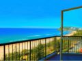 Burleigh Esplanade Beachfront Apartments ホテルの詳細