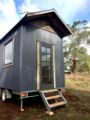 Double Oaks Tiny Home 1 ホテルの詳細