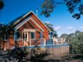 Lorne Bush House Cottage & Eco Retreats ホテルの詳細