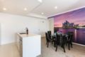 Modern, Spacious Apartment with Incredible Views ホテルの詳細