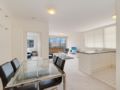 Wyndel Apartments Apex ホテルの詳細