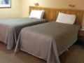 Young Federation Motor Inn ホテルの詳細