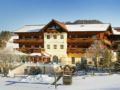 Hotel Zum Jungen Romer ホテルの詳細