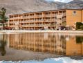 Coast Osoyoos Beach Hotel ホテルの詳細