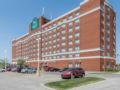 Embassy Suites by Hilton Montreal Airport ホテルの詳細