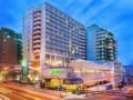 Holiday Inn Vancouver-Centre Broadway ホテルの詳細