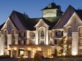 Le St-Martin Bromont Hotel & Suites ホテルの詳細