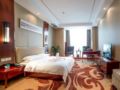 Arcadia Rong Yi Warmth Hotel ホテルの詳細