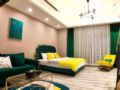 Dark green Loft 4people apartment ホテルの詳細