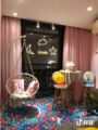 Girlhood/Floor glass/Round bed/CBD ホテルの詳細