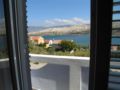 Charming four bedroom apartment in Pag ホテルの詳細