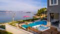 Luxurious beachfront villa Paradise EOS-CROATIA ホテルの詳細