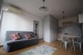 Bright apartment, renovated with air conditioning ホテルの詳細