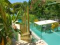 Athens Beachfront Villa | Pool | Jacuzzi | Hammam ホテルの詳細
