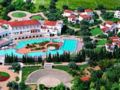 Eretria Village Resort & Conference Center ホテルの詳細