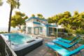 Sani Beach Gallery Villa, your Halkidiki vacation ホテルの詳細