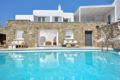 Villa Blanca Duo - Three Bedroom Villa, Sleeps 6 ホテルの詳細