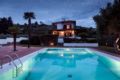 Villa Escada ホテルの詳細