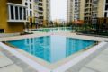 Modern condo unit with swimming pool ホテルの詳細