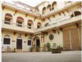 Pachewar Garh Fort Hotel ホテルの詳細