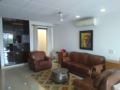 Perfect peaceful & central Vasant Vihar Apartment ホテルの詳細