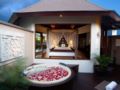 1BR Jacuzzi Suite & Breakfast Seminyak ホテルの詳細