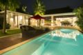 3-BR Premium Villa Private PoolBrkfst(5)Seminyak ホテルの詳細