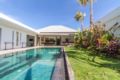 3BDR Stunning villas in Seminyak area ホテルの詳細