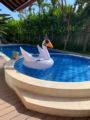 3BR bungalow (A) pool in Batu Bolong, Canggu ホテルの詳細