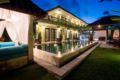 4BDR Seminyak Excellent Villa ホテルの詳細