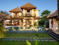 5BDR Spacious Balangan Beach villa in Jimbaran ホテルの詳細