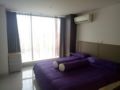 Apartemen penthouse candiland semarang ホテルの詳細