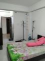 Apartment menara Rungkut surabaya ホテルの詳細