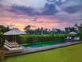 Artis Villa Ricefield View 8Bdr - Canggu/Umalas ホテルの詳細