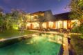 Bali Gardenia Villas with 3BR Kerobokan ホテルの詳細