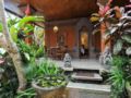 Balinese style Bungalows ubud ホテルの詳細