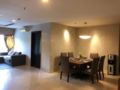 Big 3 Bedroom Apartment in Permata Hijau ホテルの詳細