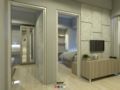 Designer 2 BR Apartment on top of Pakuwon Mall ホテルの詳細