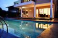 Elok Villa Dago Private Pool ホテルの詳細