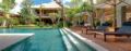 Family retreat 10 BR villa by the beach, Seminyak ホテルの詳細