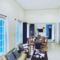 Full House at The Omah Alun Alun Kidul ホテルの詳細